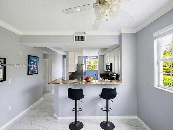 26 Royal Palm Way 201, Boca Raton FL 33432