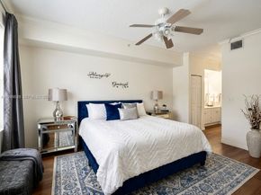26 Royal Palm Way 201, Boca Raton FL 33432