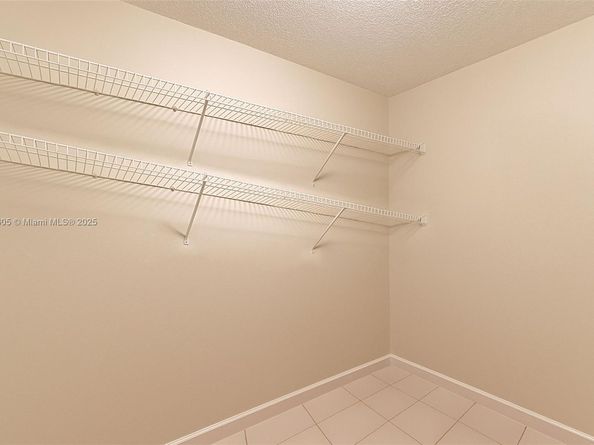 407 NW 18th St, Homestead FL 33030