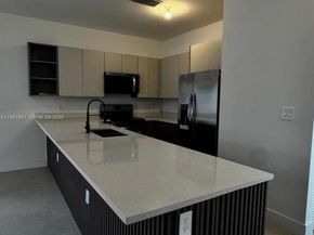 2788 NW 9th Pl, Fort Lauderdale FL 33311