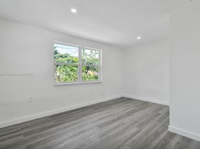 1169 NW 114th St, Miami FL 33168