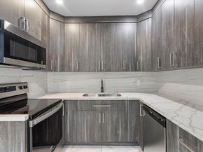 1169 NW 114th St, Miami FL 33168