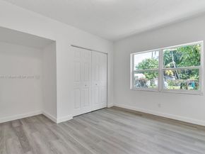 1169 NW 114th St, Miami FL 33168