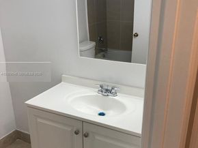 4195 N Haverhill Rd 307, West Palm Beach FL 33417