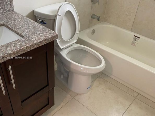 2416 NW 79th Ter, Miami FL 33147