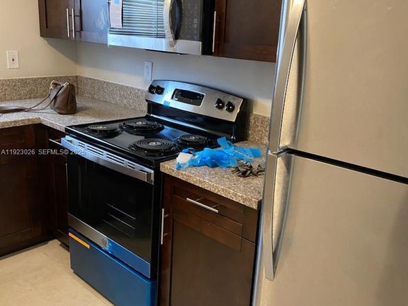 2416 NW 79th Ter, Miami FL 33147