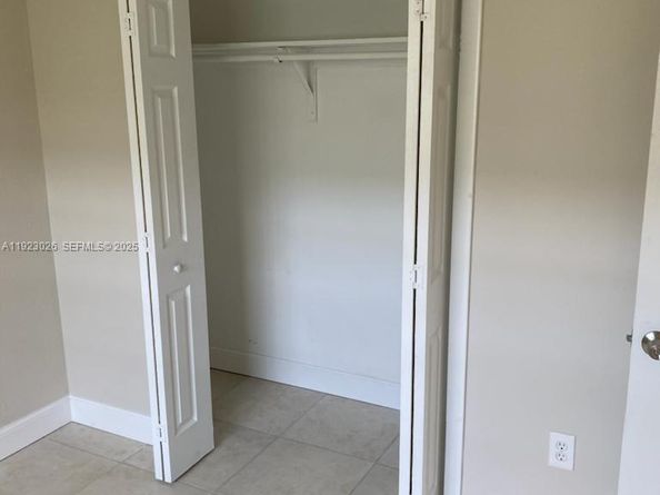 2416 NW 79th Ter, Miami FL 33147