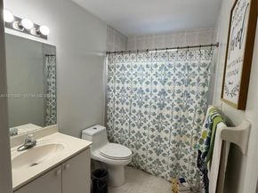 5605 NW 109th Ave 76, Doral FL 33178