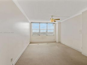 137 Golden Isles Dr 1214, Hallandale Beach FL 33009