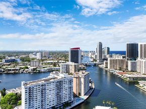 137 Golden Isles Dr 1214, Hallandale Beach FL 33009