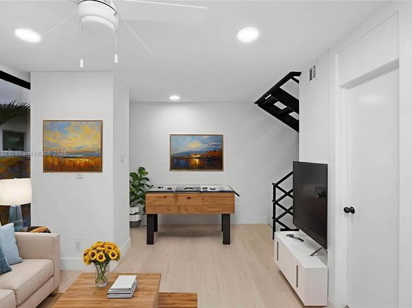 2778 Day Ave 2, Miami FL 33133