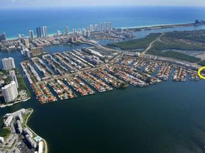 2841 NE 163rd St 1007, North Miami Beach FL 33160