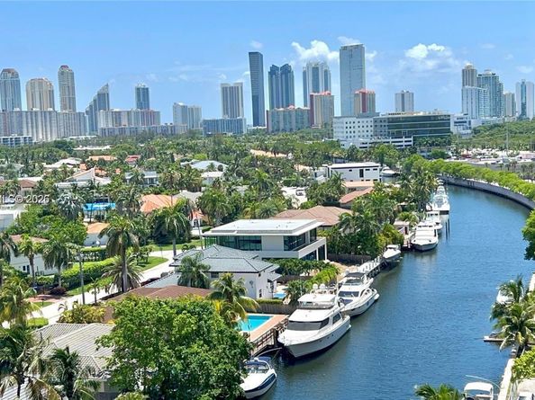 2841 NE 163rd St 1007, North Miami Beach FL 33160
