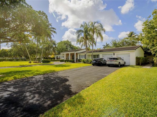 8500 SW 70th St, Miami FL 33143