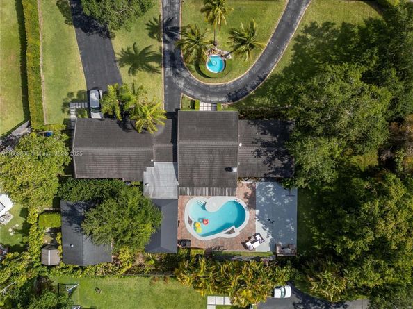 8500 SW 70th St, Miami FL 33143