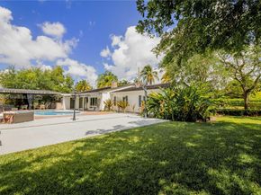 8500 SW 70th St, Miami FL 33143