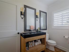 8500 SW 70th St, Miami FL 33143