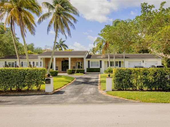 8500 SW 70th St, Miami FL 33143