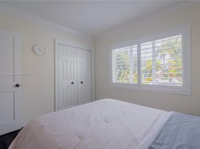 8500 SW 70th St, Miami FL 33143