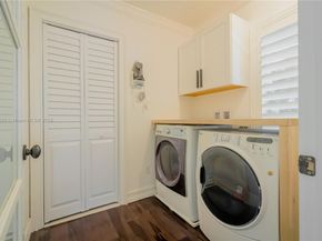 8500 SW 70th St, Miami FL 33143