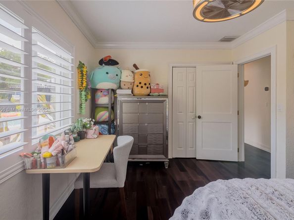 8500 SW 70th St, Miami FL 33143