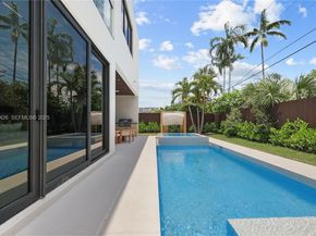 255 Capri Ave, Lauderdale By The Sea FL 33308