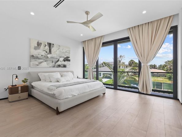 255 Capri Ave, Lauderdale By The Sea FL 33308