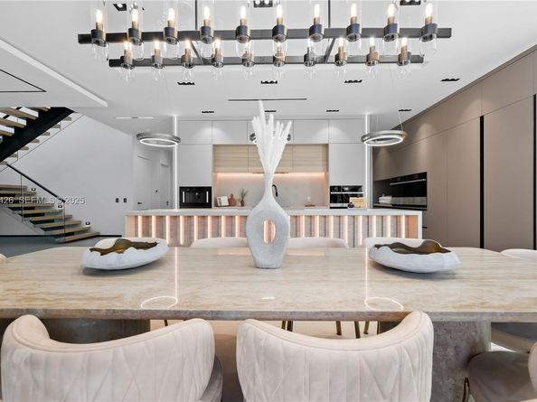 255 Capri Ave, Lauderdale By The Sea FL 33308