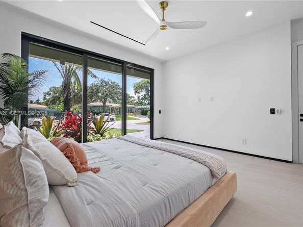 255 Capri Ave, Lauderdale By The Sea FL 33308