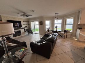 18265 NW 12th St, Pembroke Pines FL 33029