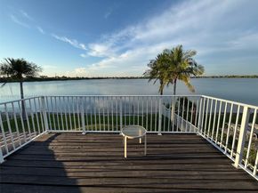 18265 NW 12th St, Pembroke Pines FL 33029