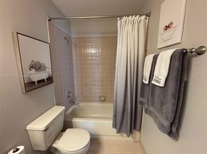 18265 NW 12th St, Pembroke Pines FL 33029