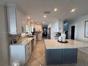 18265 NW 12th St, Pembroke Pines FL 33029