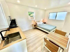 6241 NW Miami Pl, Miami FL 33150