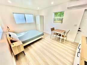 6241 NW Miami Pl, Miami FL 33150