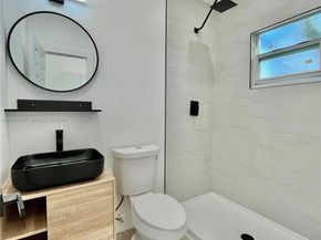 6241 NW Miami Pl, Miami FL 33150