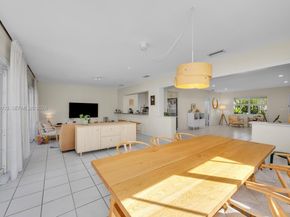 8230 SW 63rd Pl, Miami FL 33143