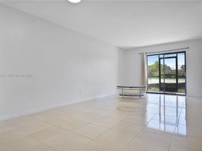 860 NE 207th Ter 8106, Miami FL 33179