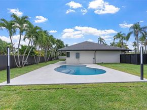 7755 SW 85th Ct, Miami FL 33143