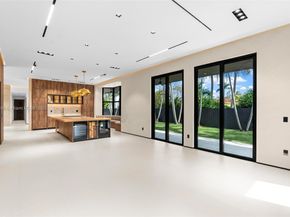 7755 SW 85th Ct, Miami FL 33143