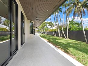 7755 SW 85th Ct, Miami FL 33143