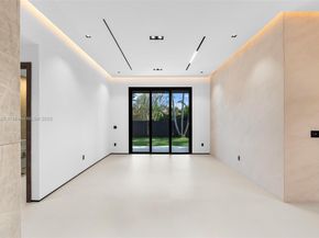 7755 SW 85th Ct, Miami FL 33143