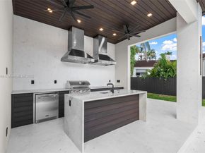 7755 SW 85th Ct, Miami FL 33143