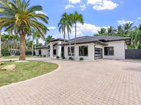 7755 SW 85th Ct, Miami FL 33143