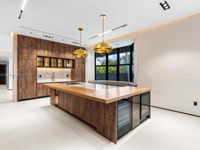 7755 SW 85th Ct, Miami FL 33143