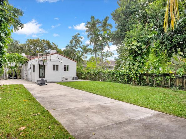 10070 N Miami Ave, Miami Shores FL 33150