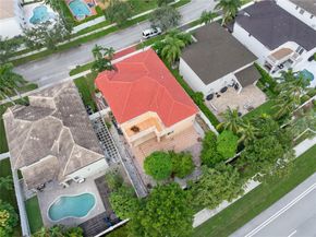 1443 SW 161st Ave, Pembroke Pines FL 33027
