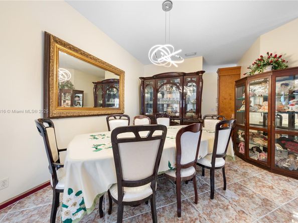 1443 SW 161st Ave, Pembroke Pines FL 33027