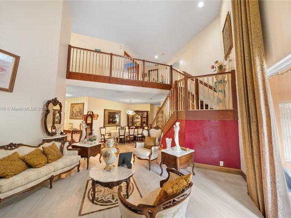 1443 SW 161st Ave, Pembroke Pines FL 33027