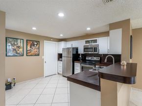 1528 Veracruz Ln 43, Weston FL 33327